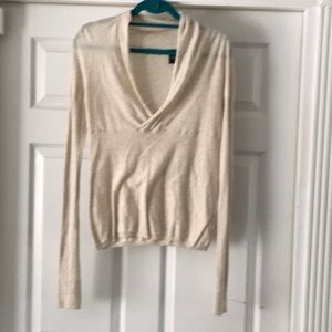 Moda international sweater size small